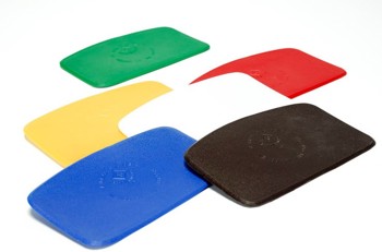 Producto - RASPA DE PLÁSTICO EN VARIOS COLORES
